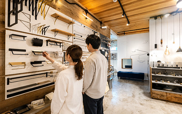 ショールームに展示された素材とアイデア